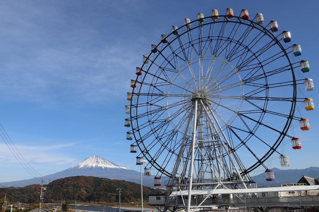 大観覧車フジスカイビューと富士山