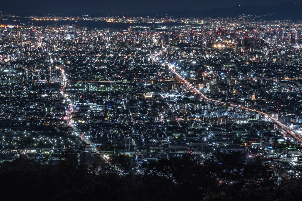 生駒山のパノラマ展望台からの大阪の夜景