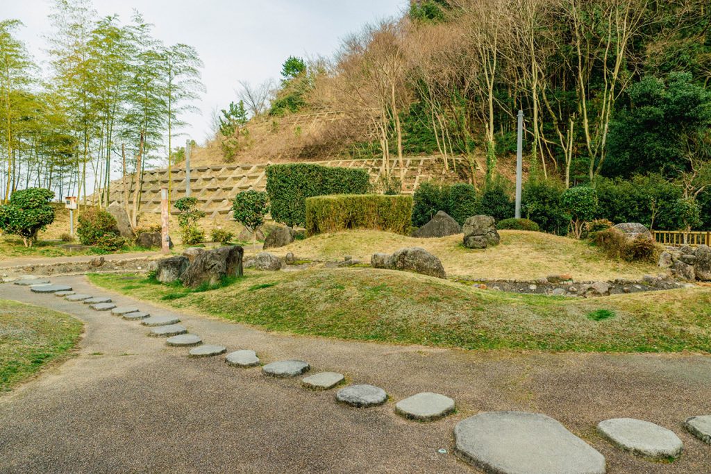 岸和田SA内の池泉回遊式庭園