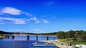 高滝湖と加茂橋（千葉県市原市）