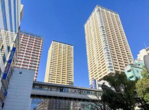 日暮里駅前 舎人ライナー（東京都荒川区）